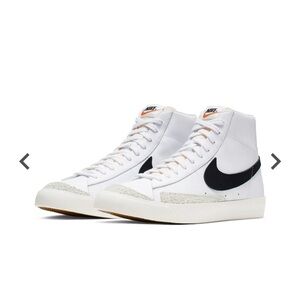 Nike Blazer Mid 77